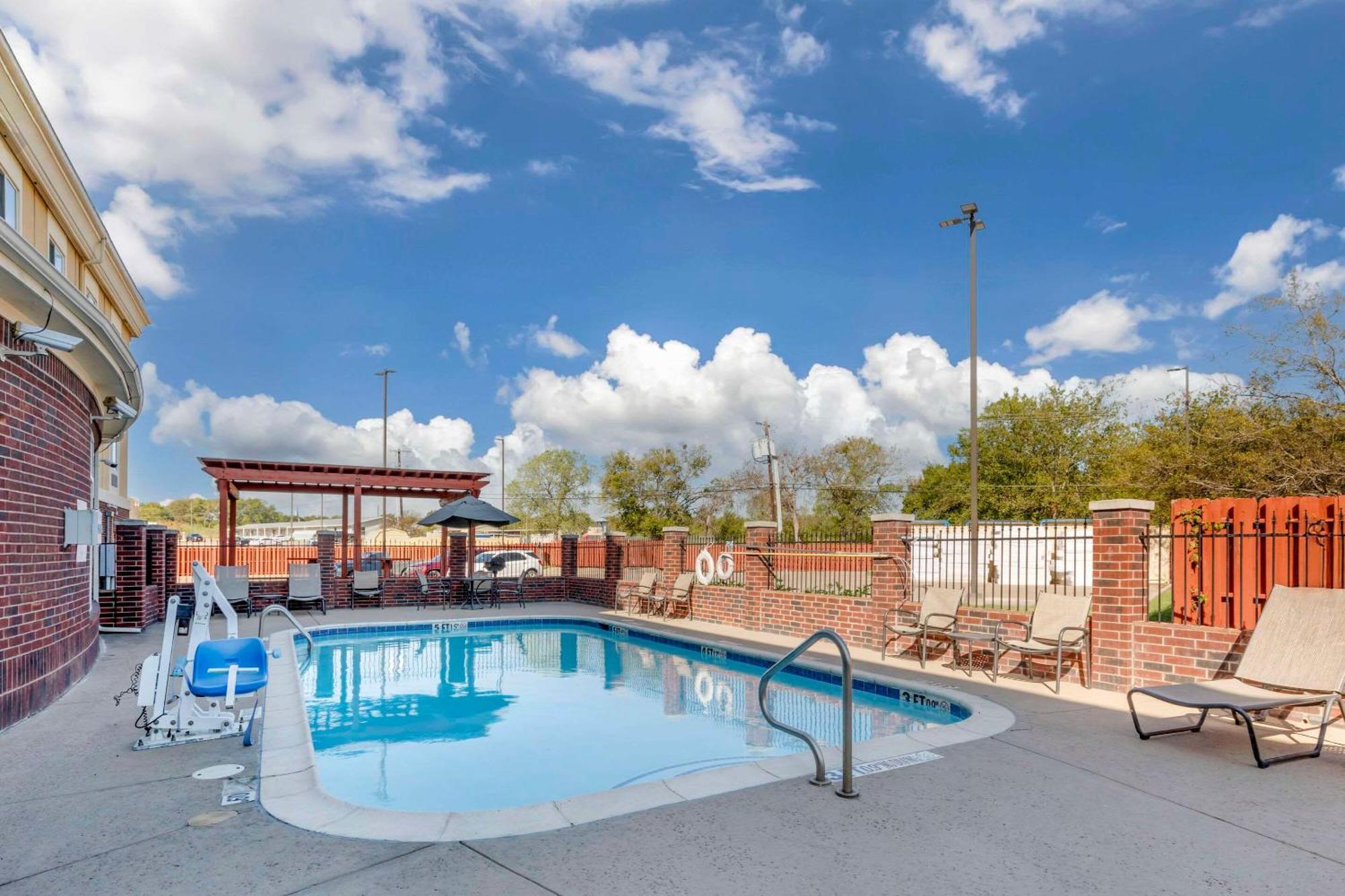 Comfort Inn & Suites Mexia Luaran gambar